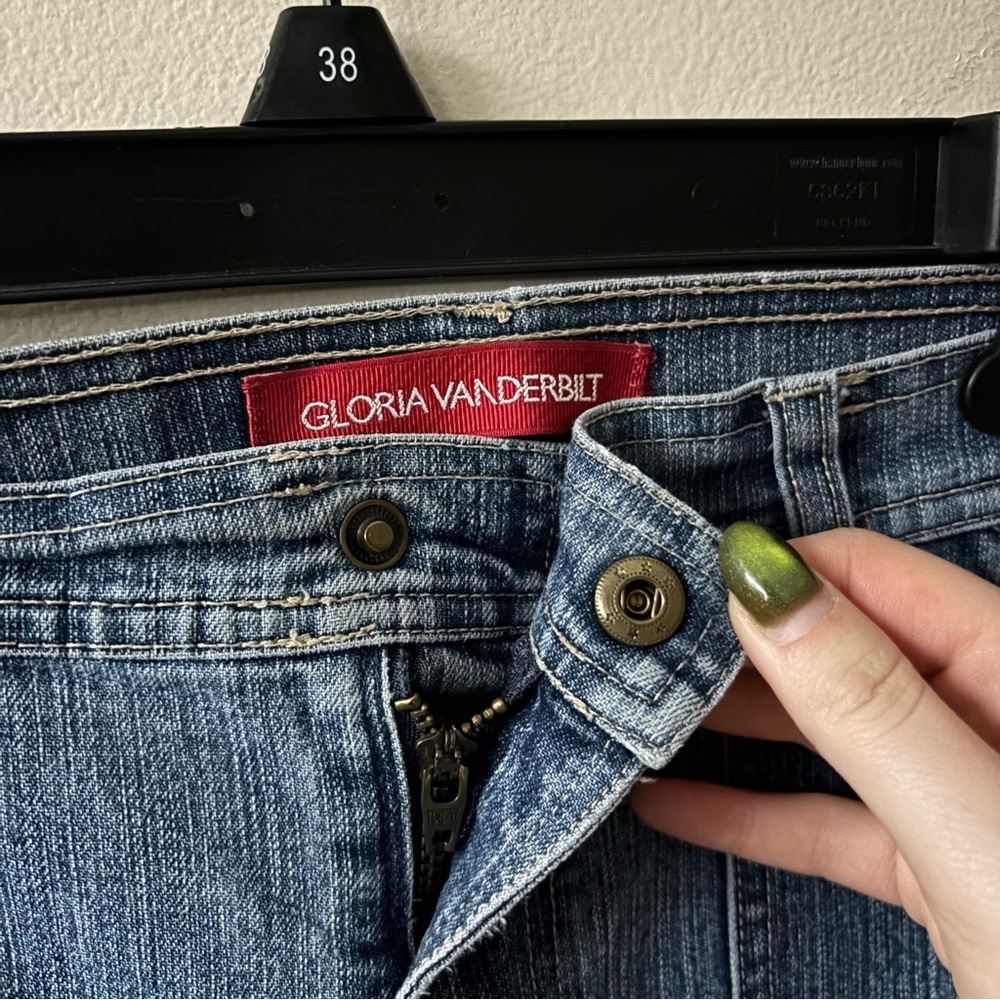 Gloria Vanderbilt Bootcut Cargo Jeans - Picture 3 of 10